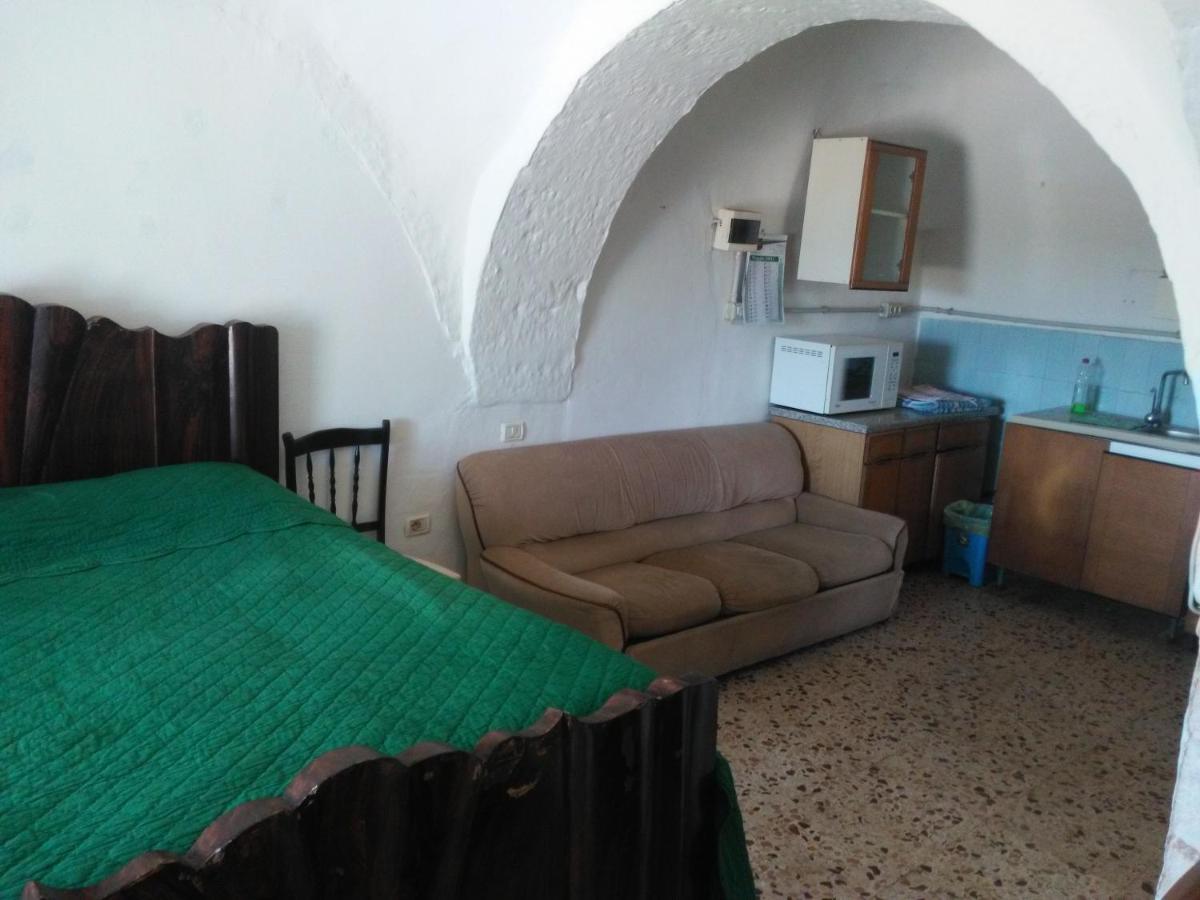Trullo Francisco Guest House Martina Franca Exterior photo